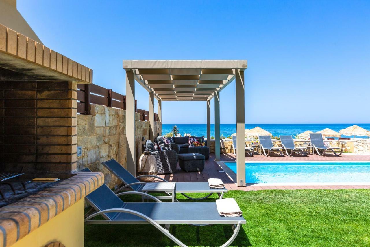 Espera Luxury Beach Front Residence With Pool & Bbq, By Thinkvilla Rétino Exterior foto