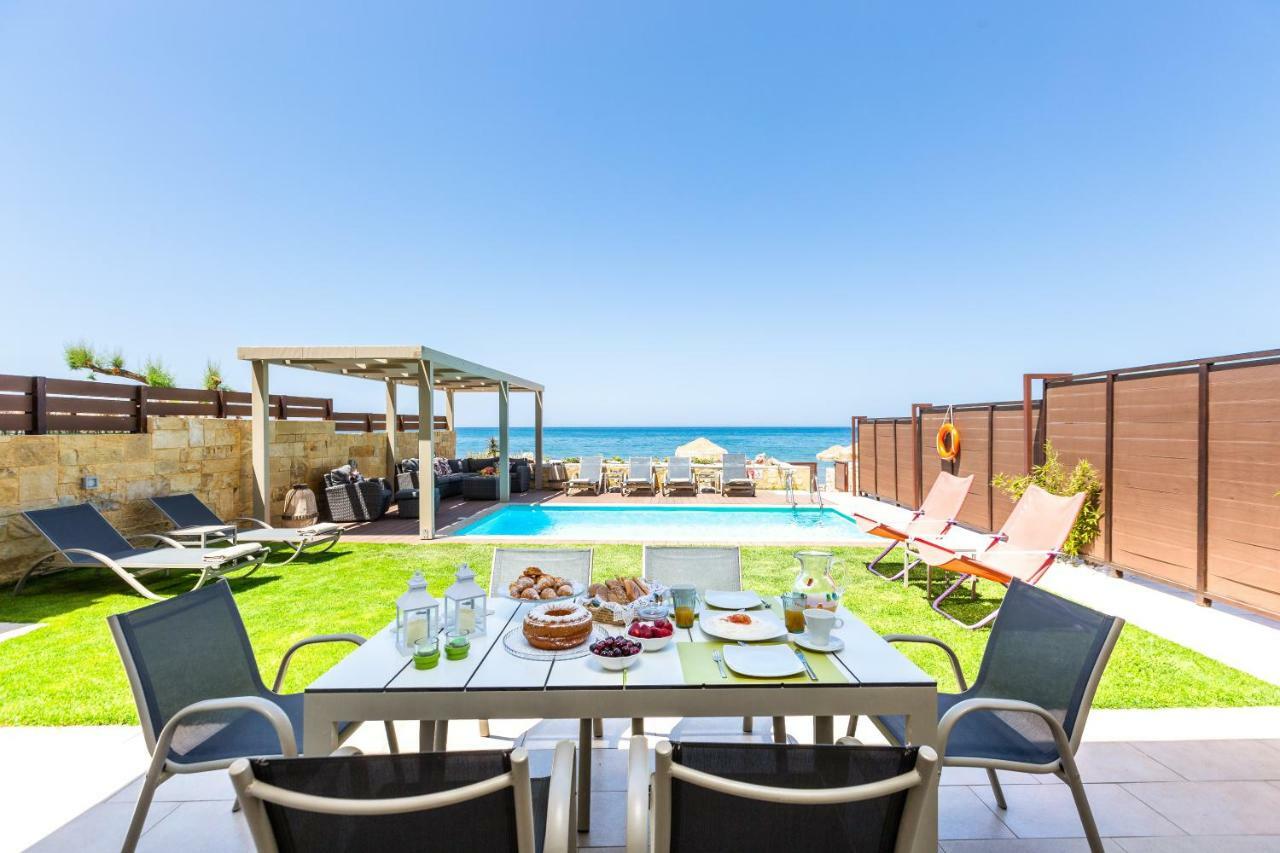 Espera Luxury Beach Front Residence With Pool & Bbq, By Thinkvilla Rétino Exterior foto